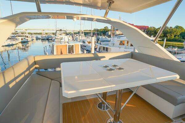Aquila 44 Yacht Yacht For Sale