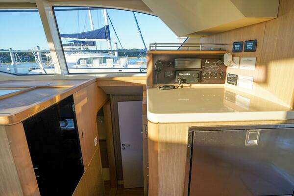 Aquila 44 Yacht Yacht For Sale