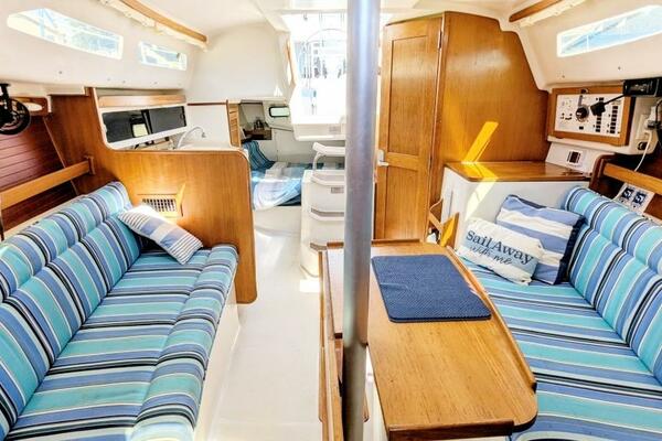 28ft Catalina Yacht For Sale