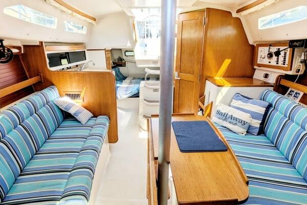 28ft Catalina Yacht For Sale