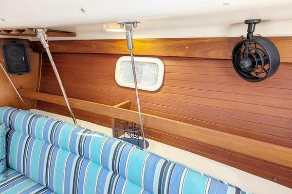 28ft Catalina Yacht For Sale