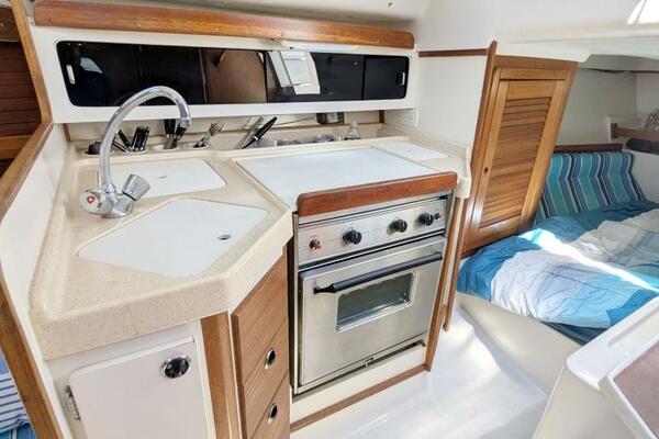 28ft Catalina Yacht For Sale