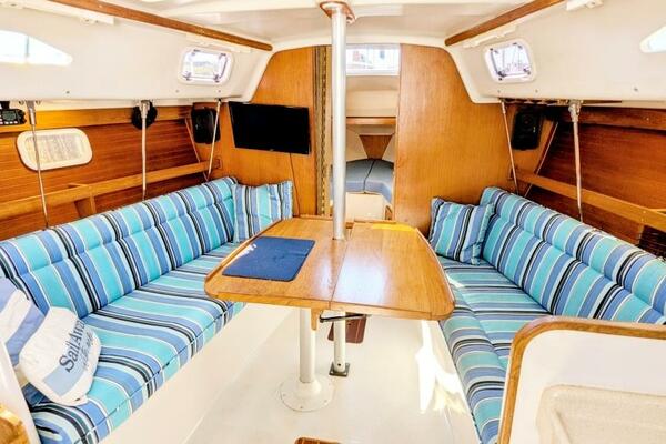 28ft Catalina Yacht For Sale
