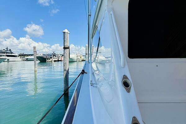Viking 65 Cinvertible Yacht For Sale