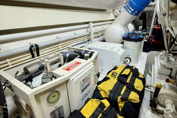 Viking 65 Cinvertible Yacht For Sale