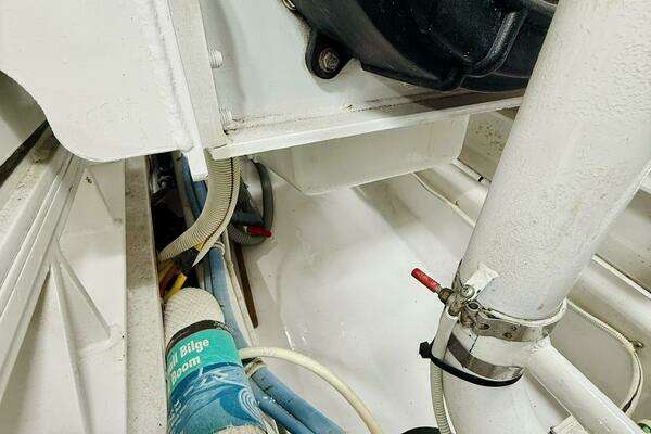 Viking 65 Cinvertible Yacht For Sale