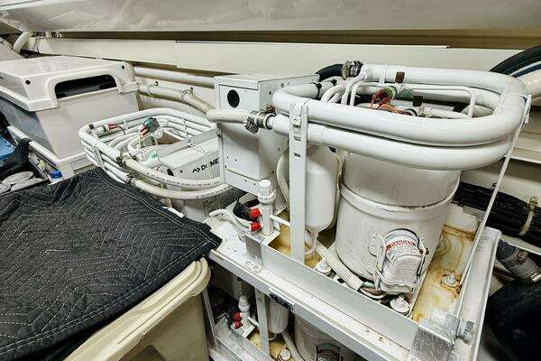 Viking 65 Cinvertible Yacht For Sale