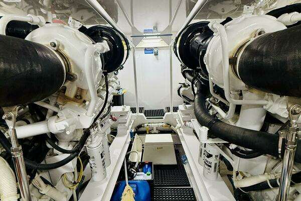 Viking 65 Cinvertible Yacht For Sale