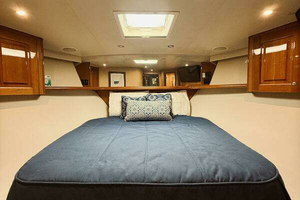 Viking 65 Cinvertible Yacht For Sale