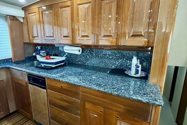 Viking 65 Cinvertible Yacht For Sale