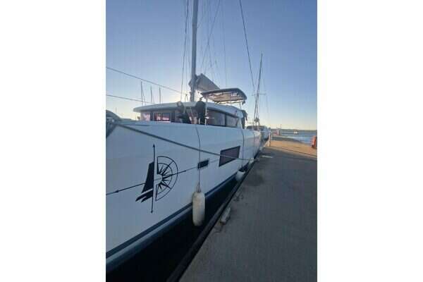 Lagoon  Yacht For Sale