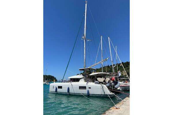 Lagoon  Yacht For Sale