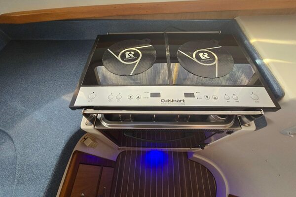 44ft Dolphin Yacht For Sale 44ft Dolphin Yacht For Sale