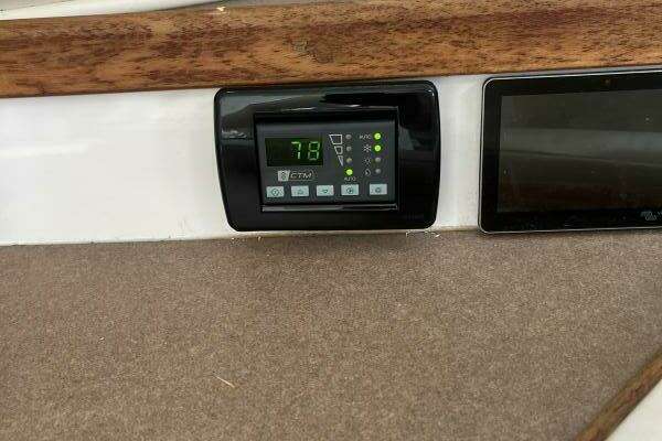 Manta 40 Sail Catamaran Yacht For Sale