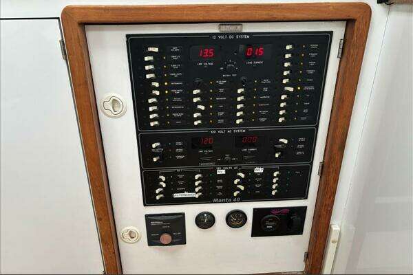 Manta 40 Sail Catamaran Yacht For Sale