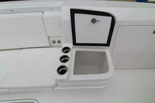 Intrepid Nomad SE Yacht For Sale