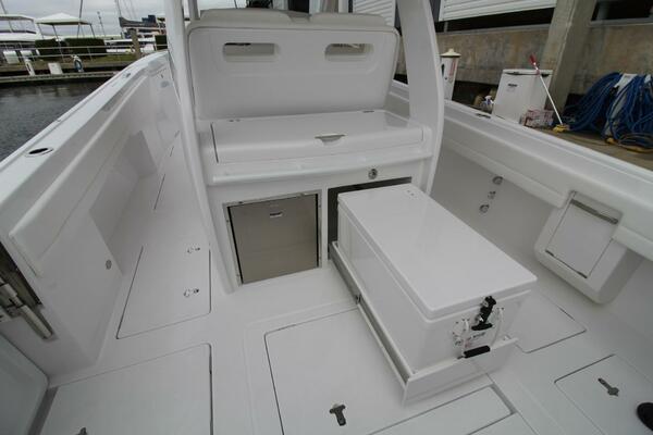 37ft Intrepid Yacht For Sale