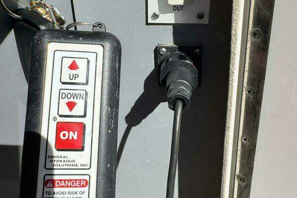 Sea Ray 510 Sundancer Yacht For Sale