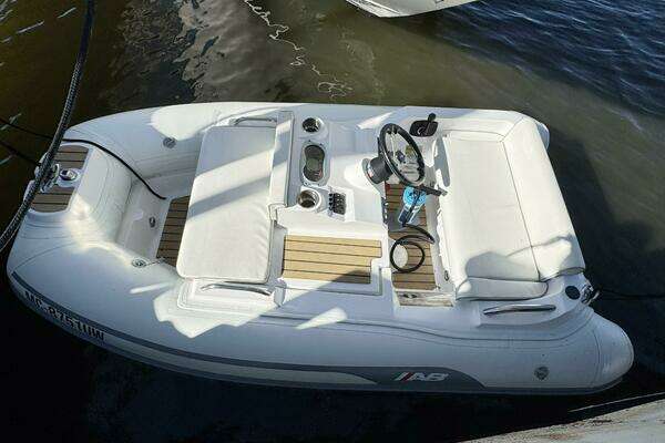 Sea Ray 510 Sundancer Yacht For Sale