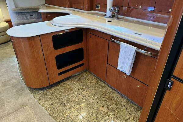 Sea Ray 510 Sundancer Yacht For Sale