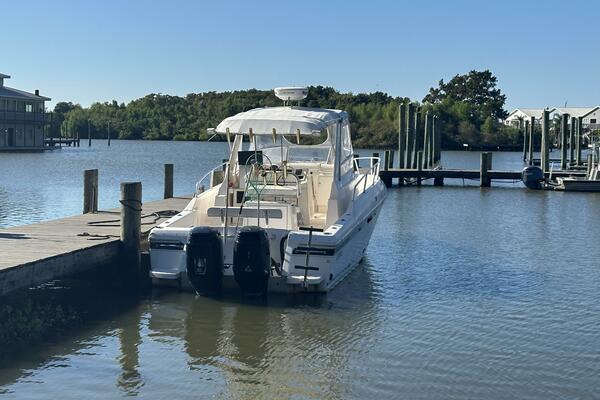 37ft Intrepid Yacht For Sale