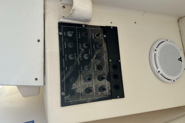 37ft Intrepid Yacht For Sale