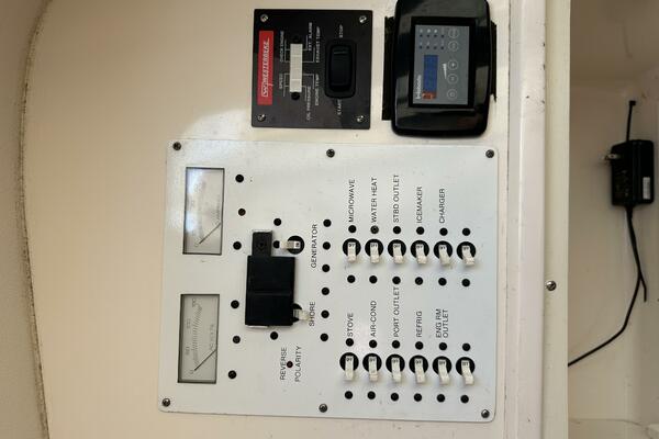 37ft Intrepid Yacht For Sale