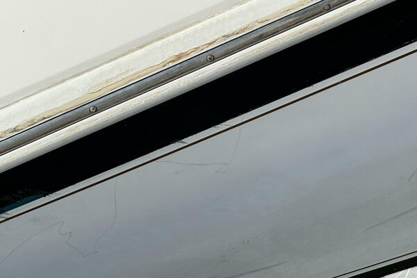 37ft Intrepid Yacht For Sale