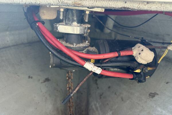 37ft Intrepid Yacht For Sale