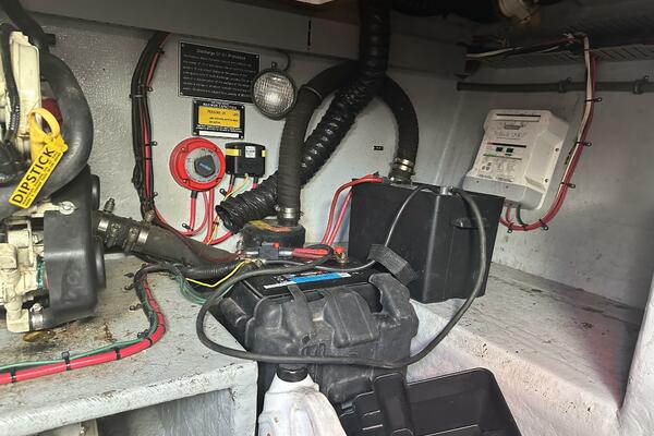 37ft Intrepid Yacht For Sale