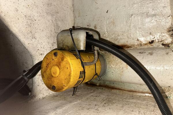 37ft Intrepid Yacht For Sale