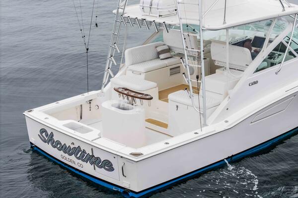 2008 Cabo 38 Express SHOW TIME - Cockpit