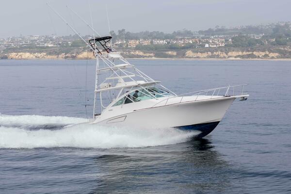 2008 Cabo 38 Express SHOW TIME 