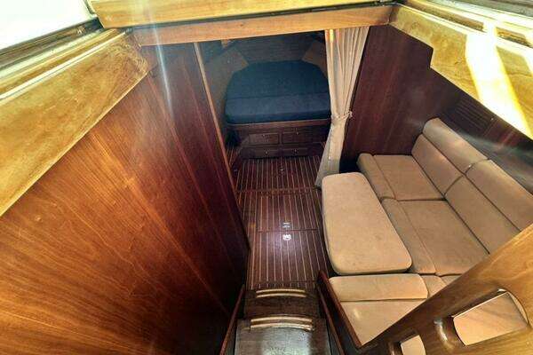 Sabre 34 Express Yacht For Sale