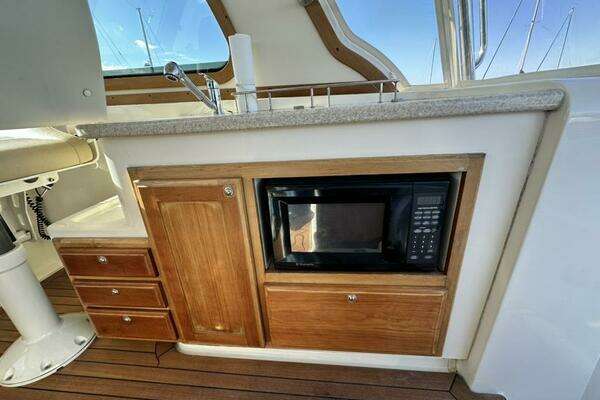 Sabre 34 Express Yacht For Sale