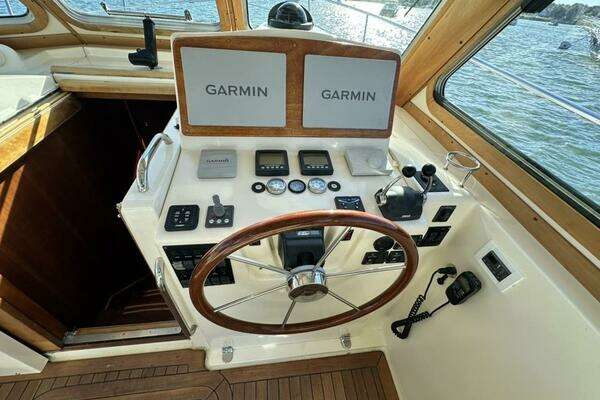 Sabre 34 Express Yacht For Sale