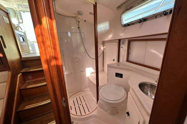 Sabre 34 Express Yacht For Sale