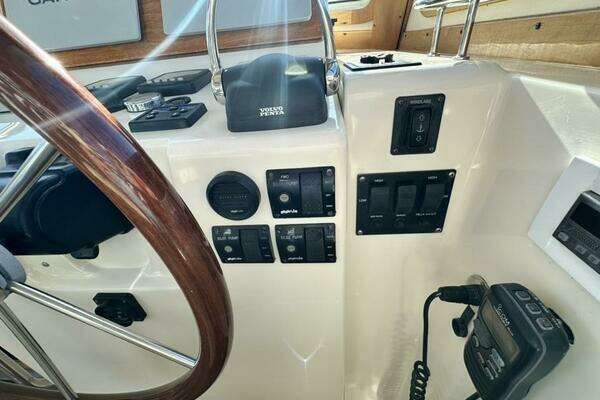 Sabre 34 Express Yacht For Sale