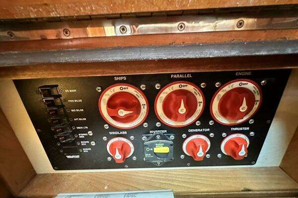 Sabre 34 Express Yacht For Sale