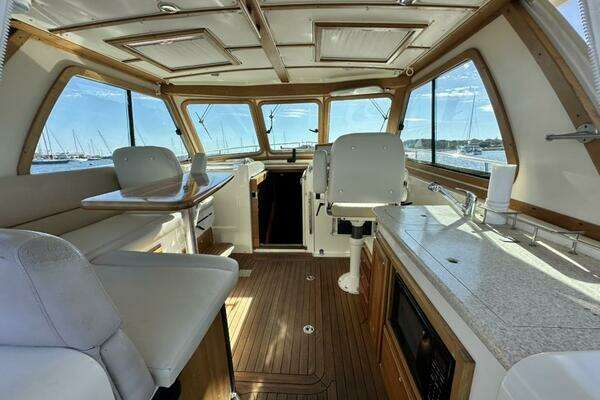 Sabre 34 Express Yacht For Sale