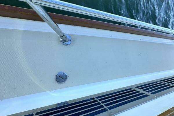 Sabre 34 Express Yacht For Sale