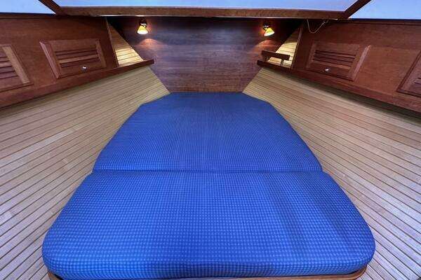 Sabre 34 Express Yacht For Sale