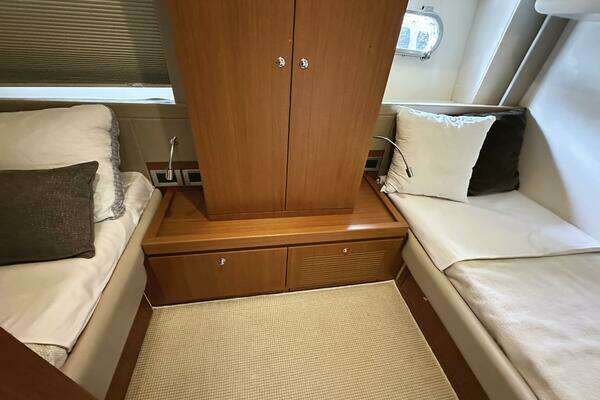 Ferretti Yachts 530 Yacht For Sale