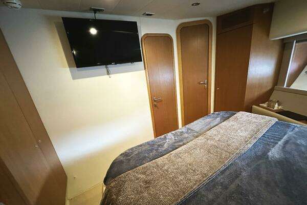 Ferretti Yachts 530 Yacht For Sale