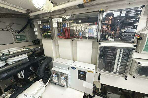 Ferretti Yachts 530 Yacht For Sale