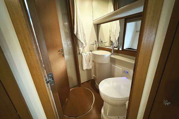 Ferretti Yachts 530 Yacht For Sale