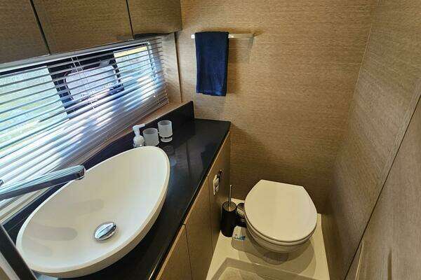 Prestige 460 Fly Yacht For Sale