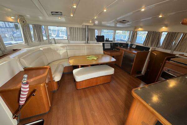 Lagoon 440 Yacht For Sale
