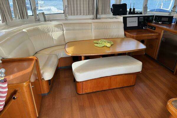 Lagoon 440 Yacht For Sale