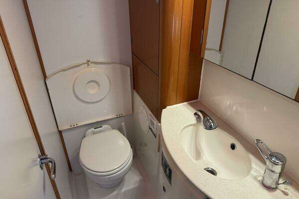 Lagoon 440 Yacht For Sale